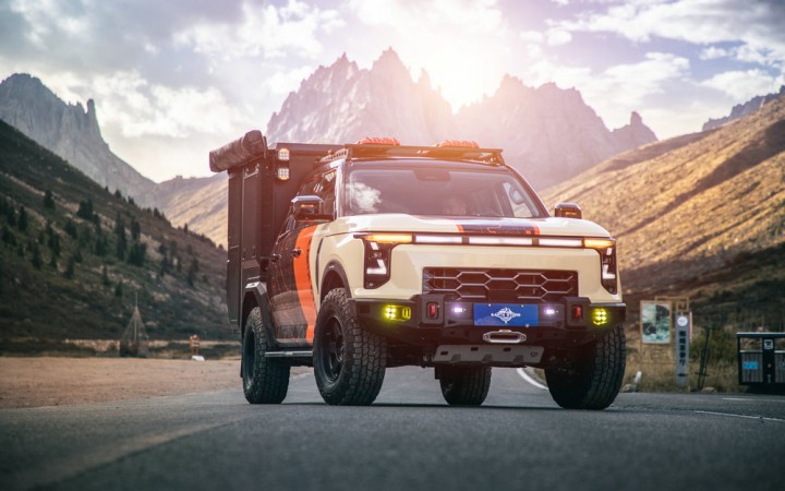 CY 日产Z9PHEV越野宿营车改装露营户外地球风暴探险卡车ES3500