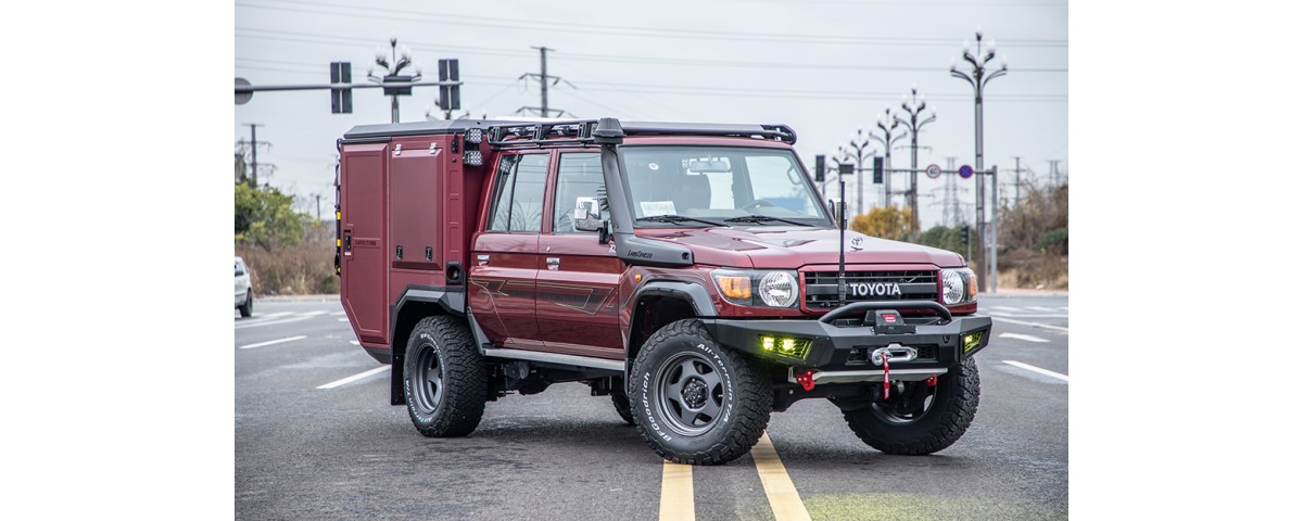 地球风暴探险卡车ES7900